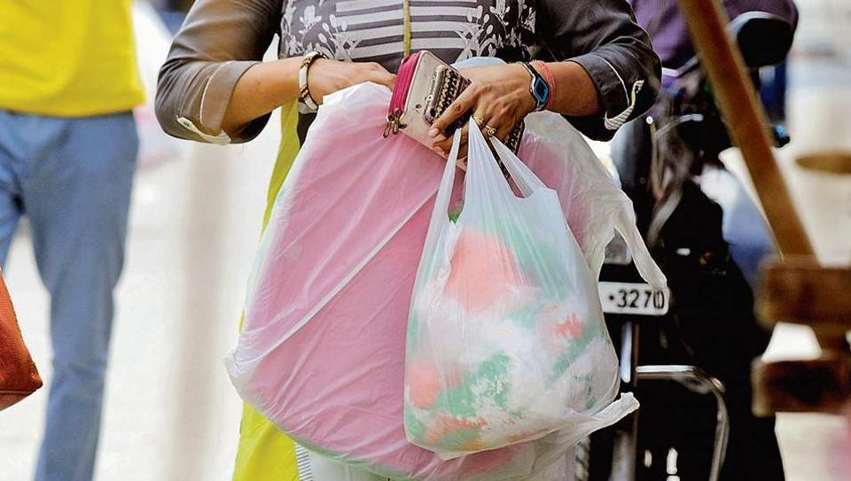 योगी आदित्यनाथ ने 15 जुलाई से प्लास्टिक बैन के दिए निर्देश, कानपुर जल्द होगा प्लास्टिक फ्री