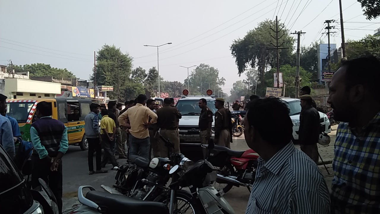 किदवई नगर में पेट्रोल पंप मालिक के साथ दिनदहाड़े हुई लूट