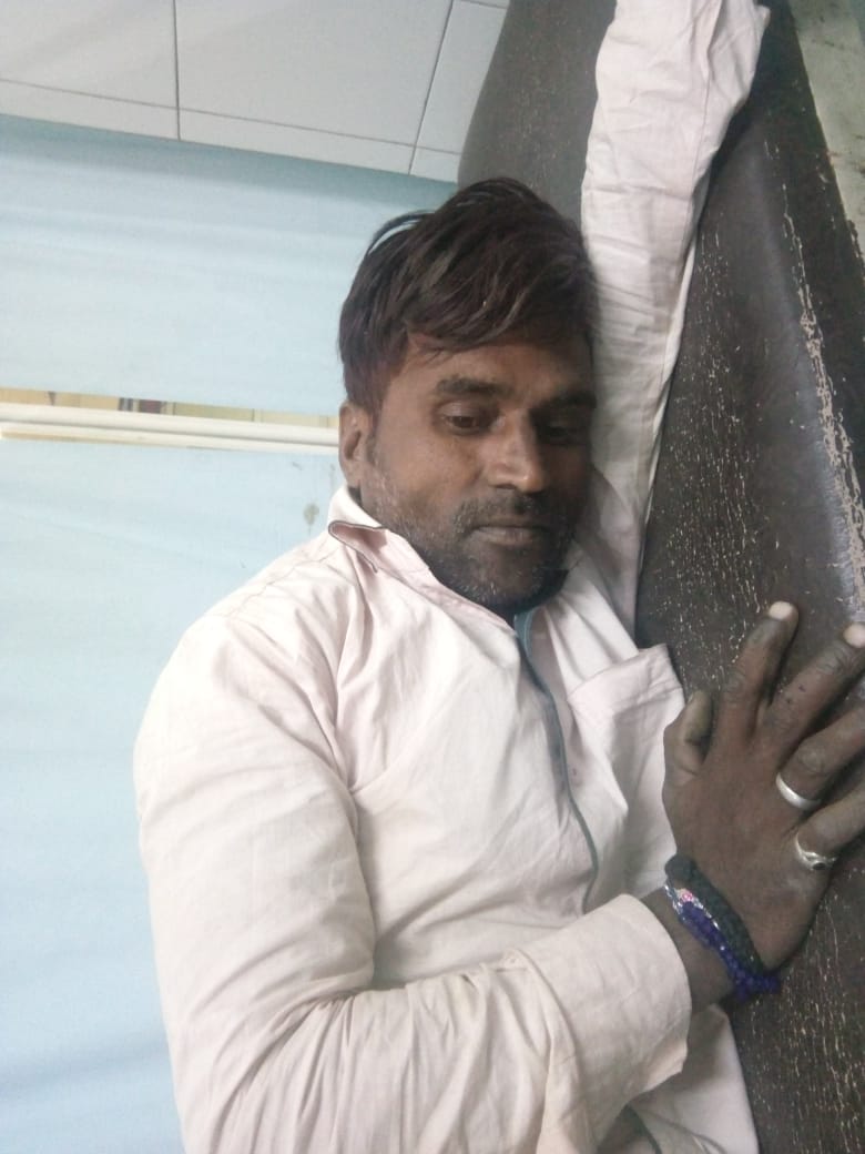 पुलिस से मुठभेड़ में राहुल नाम के शातिर बदमाश के पैर में लगी गोली