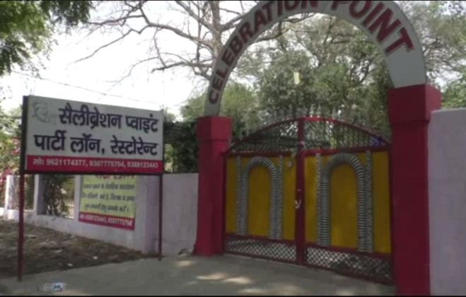कानपुर-छावनी क्षेत्र में धडल्ले से अतिक्रमण, होटल सीज़ कर हुई कार्यवाही