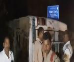 कानपुर के सीओडी पर पलटी यात्रियों से भरी बस